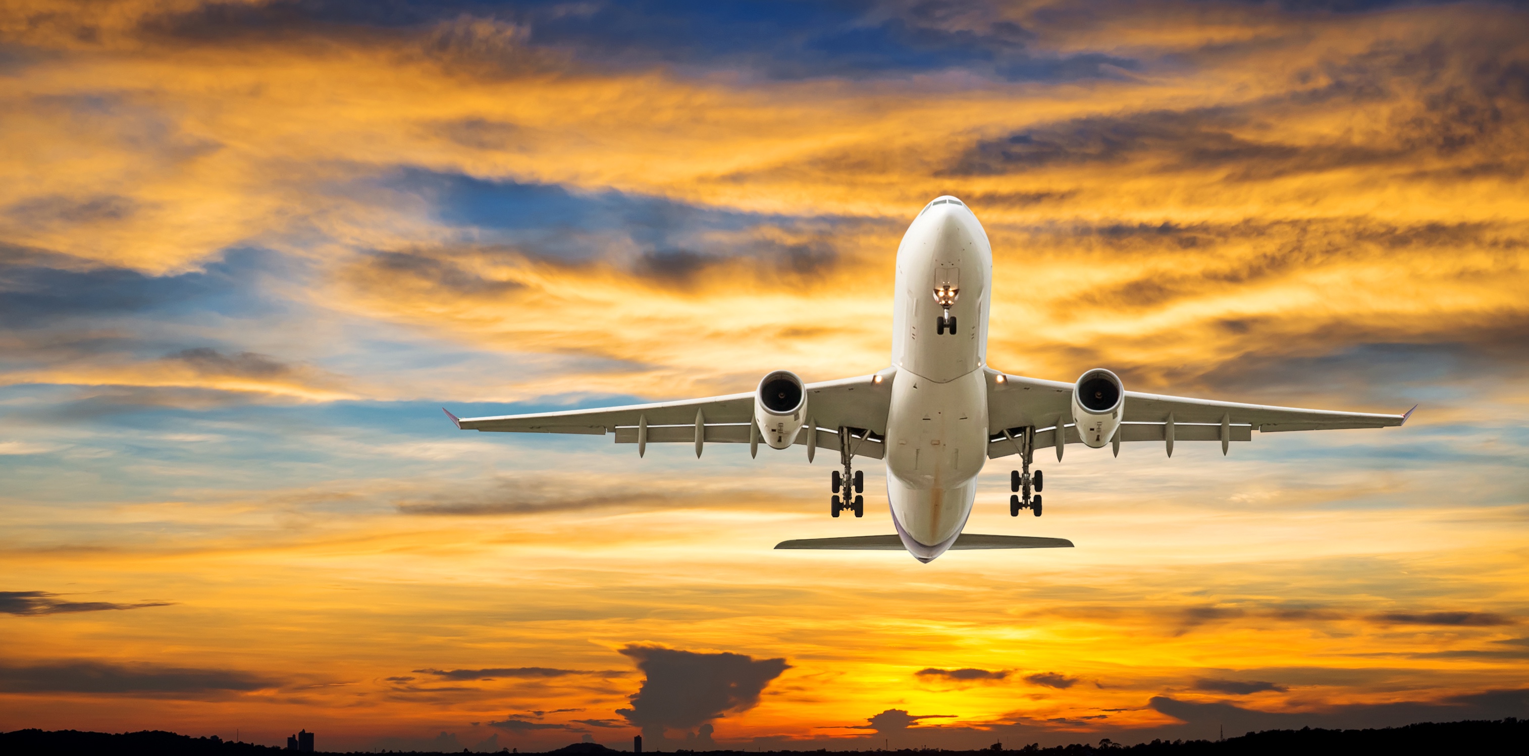 Encuentra vuelos baratos en Nesma Airlines