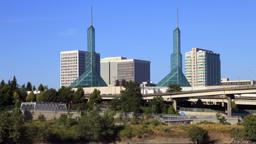 Hoteles cerca a Go West Summit