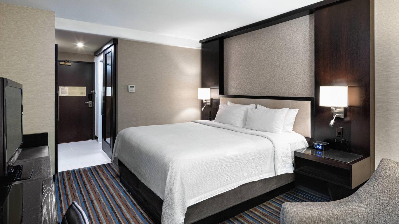 Courtyard by Marriott New York Manhattan/Times Square