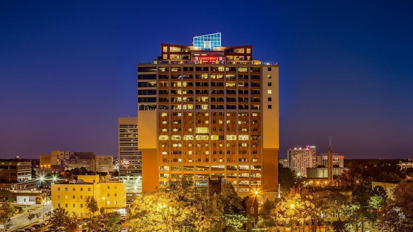 Hyatt Place Charlotte Downtown