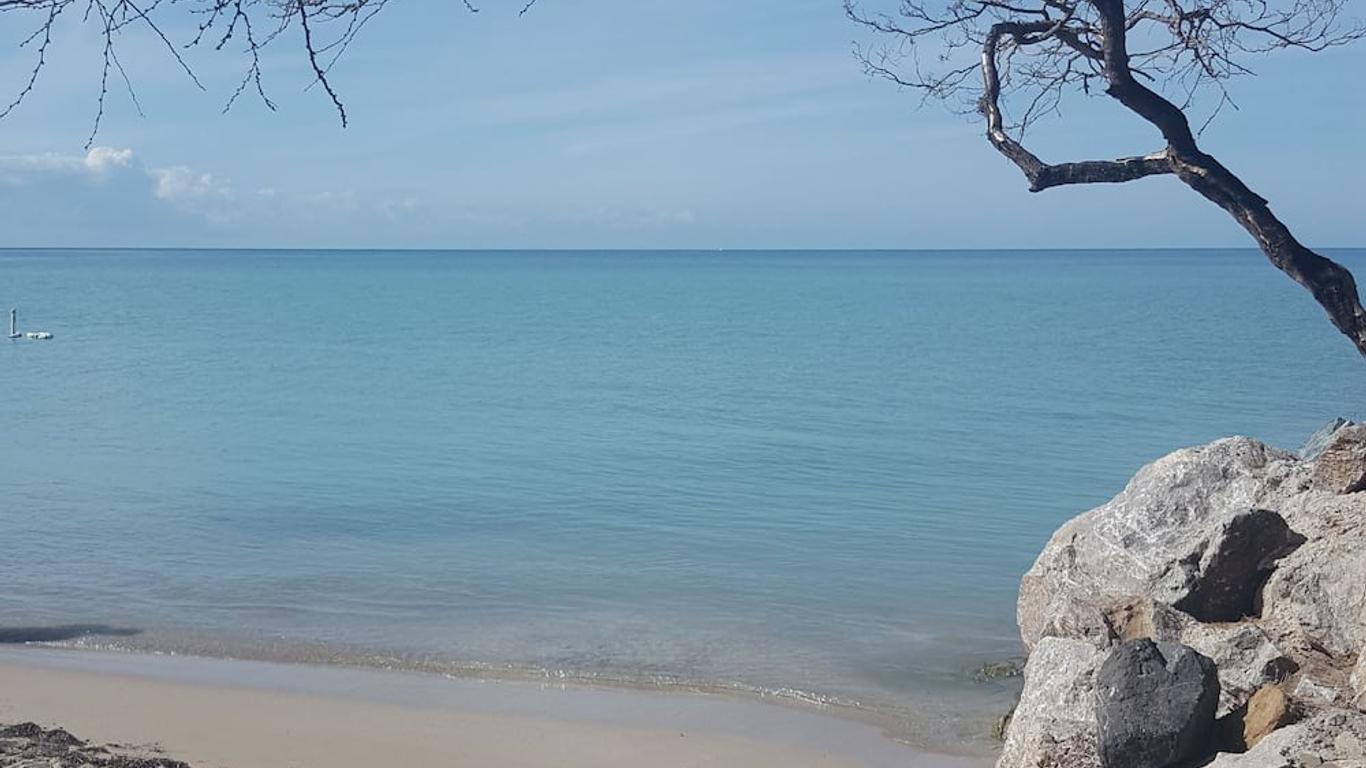 Luichy's Seaside Hotel at Playa El Combate
