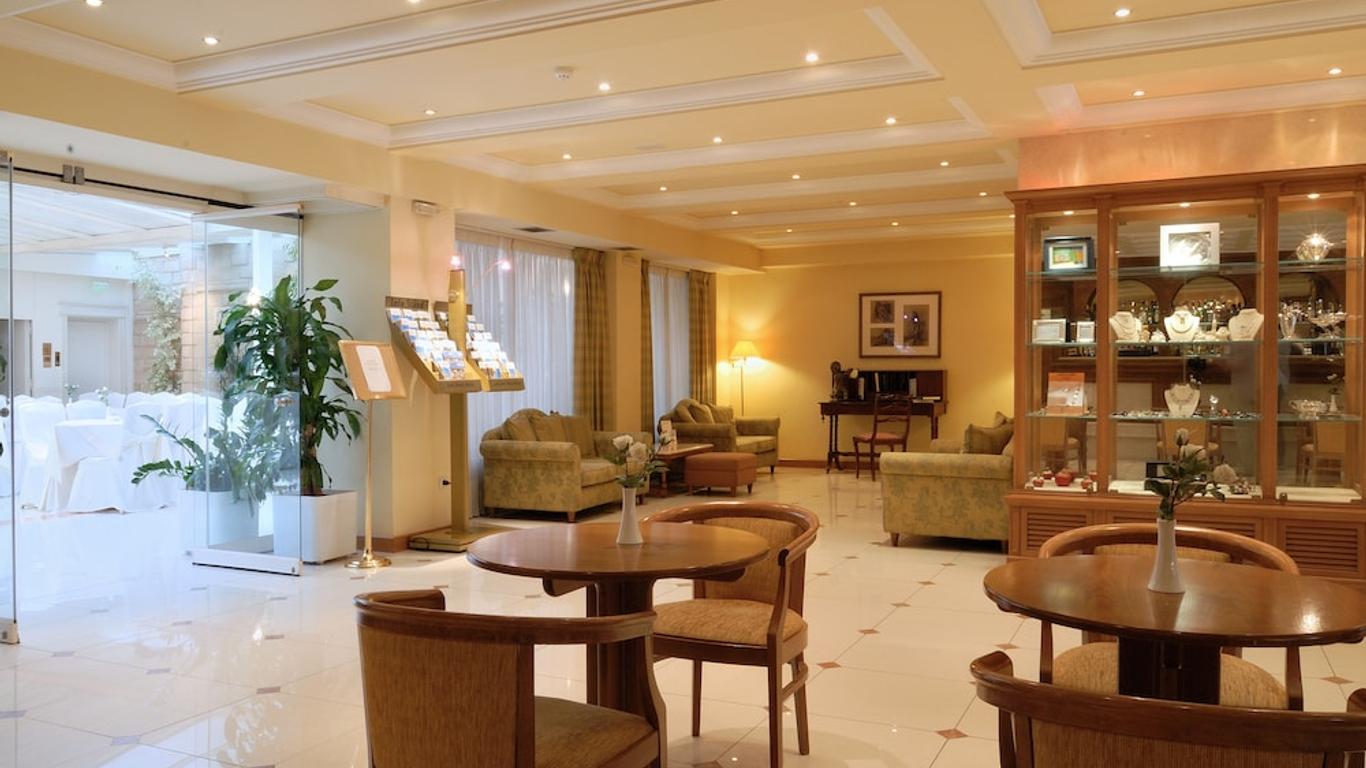 Athens Atrium Hotel & Jacuzzi Suites