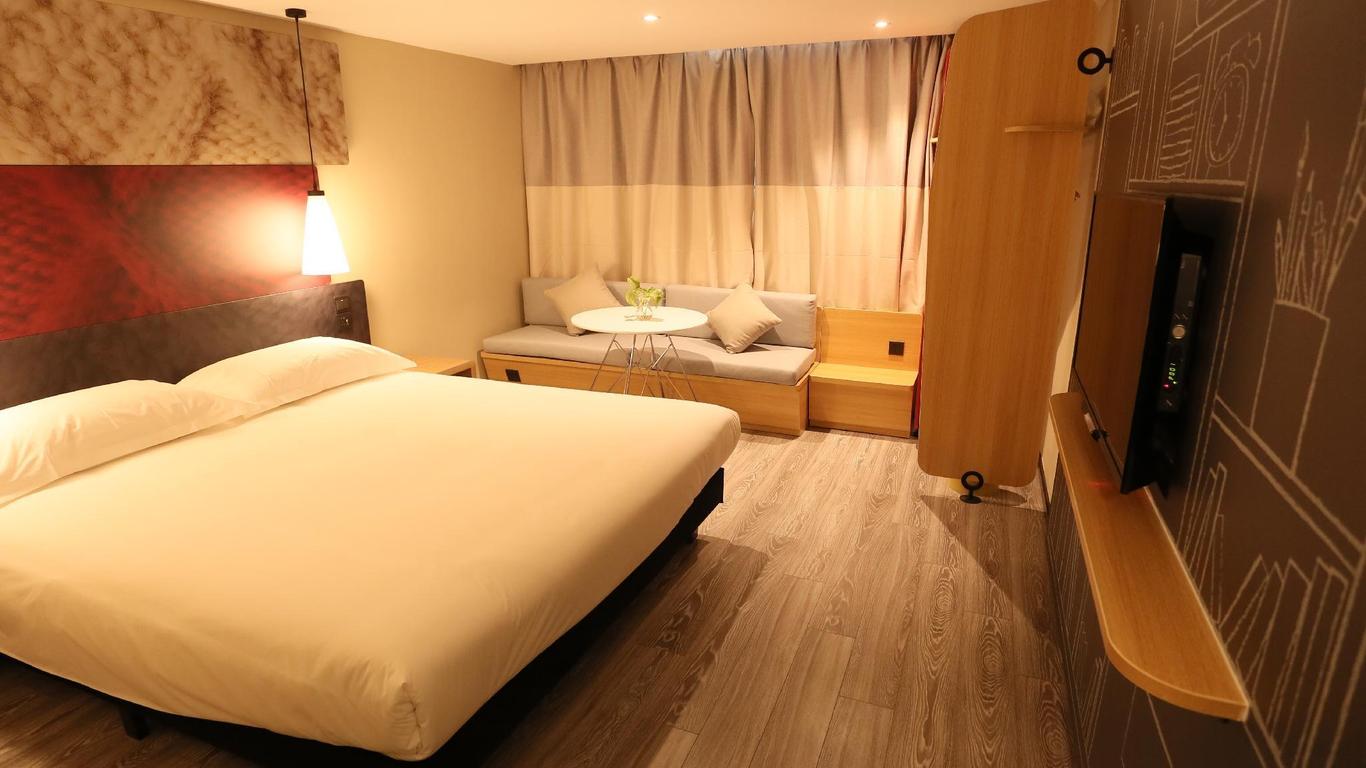 Ibis Xuzhou East Huaihai Road Hotel
