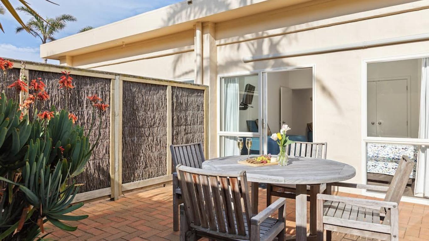 Ocean Beach Motor Lodge
