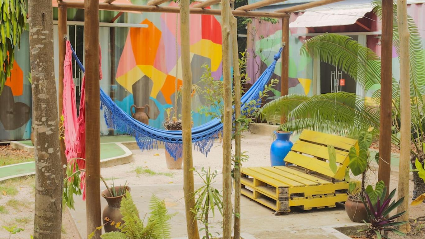 Bakano Eco Hostel Pousada