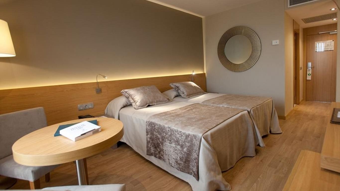 M.A. Hotel Sevilla Congresos