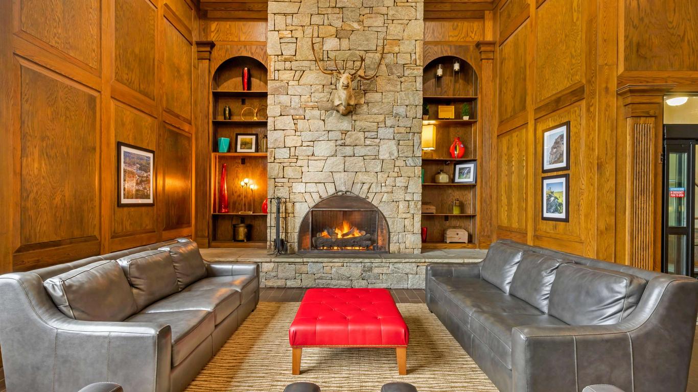Comfort Suites Boone - University Area