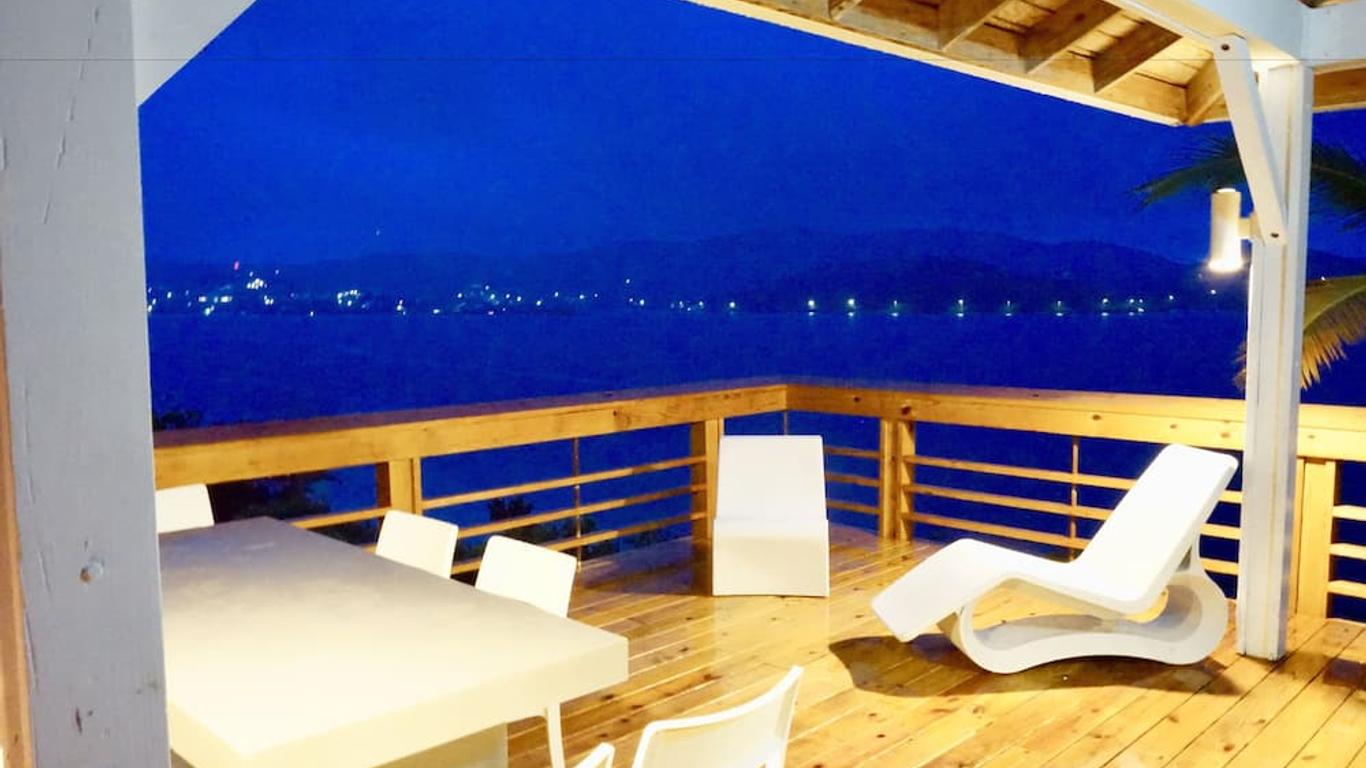 Club Seabourne Hotel