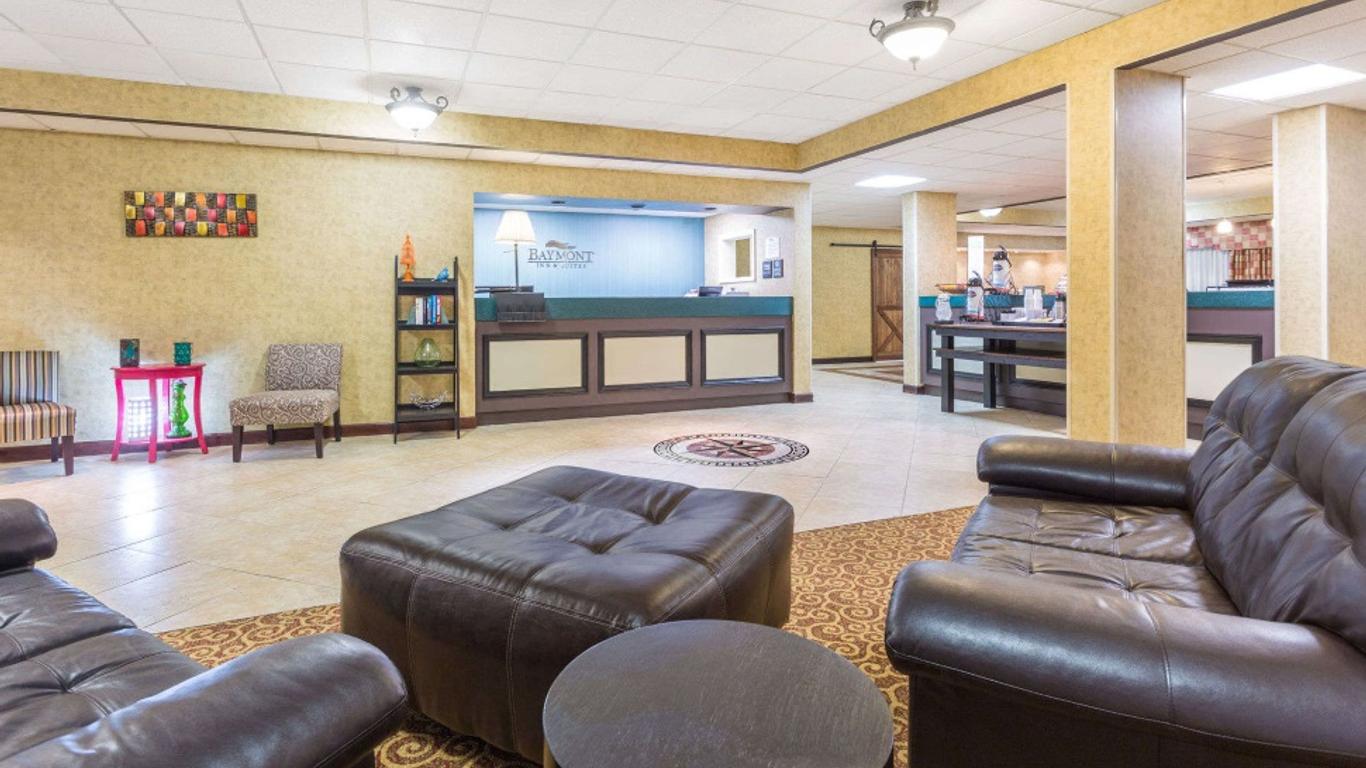 Rome Inn & Suites