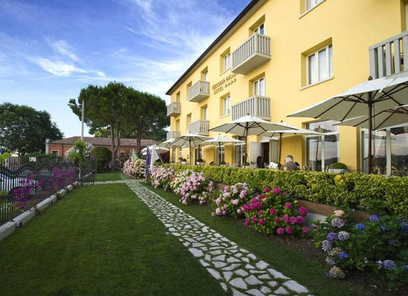 Vista del exterior Foto
