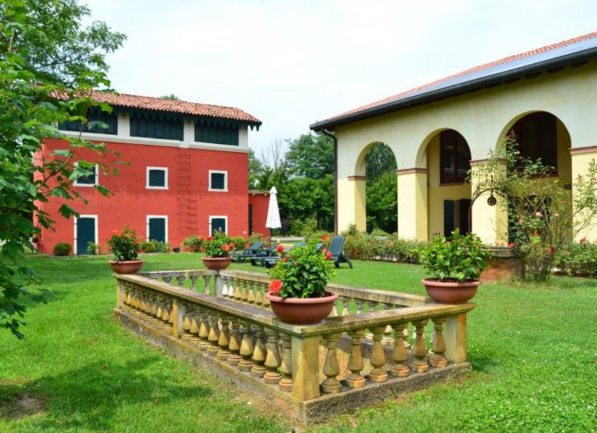 Vista del exterior Foto